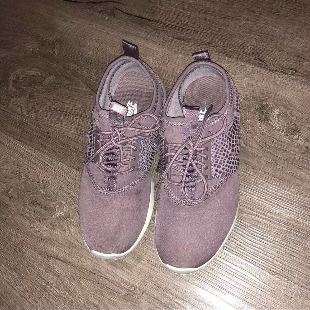 Nike Juvenate Shoes